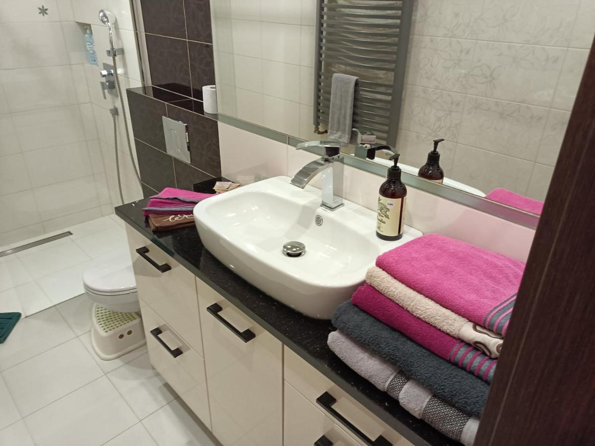 Apartament Centrum 64M2 Klimatyzacja Kędzierzyn-Koźle Dış mekan fotoğraf